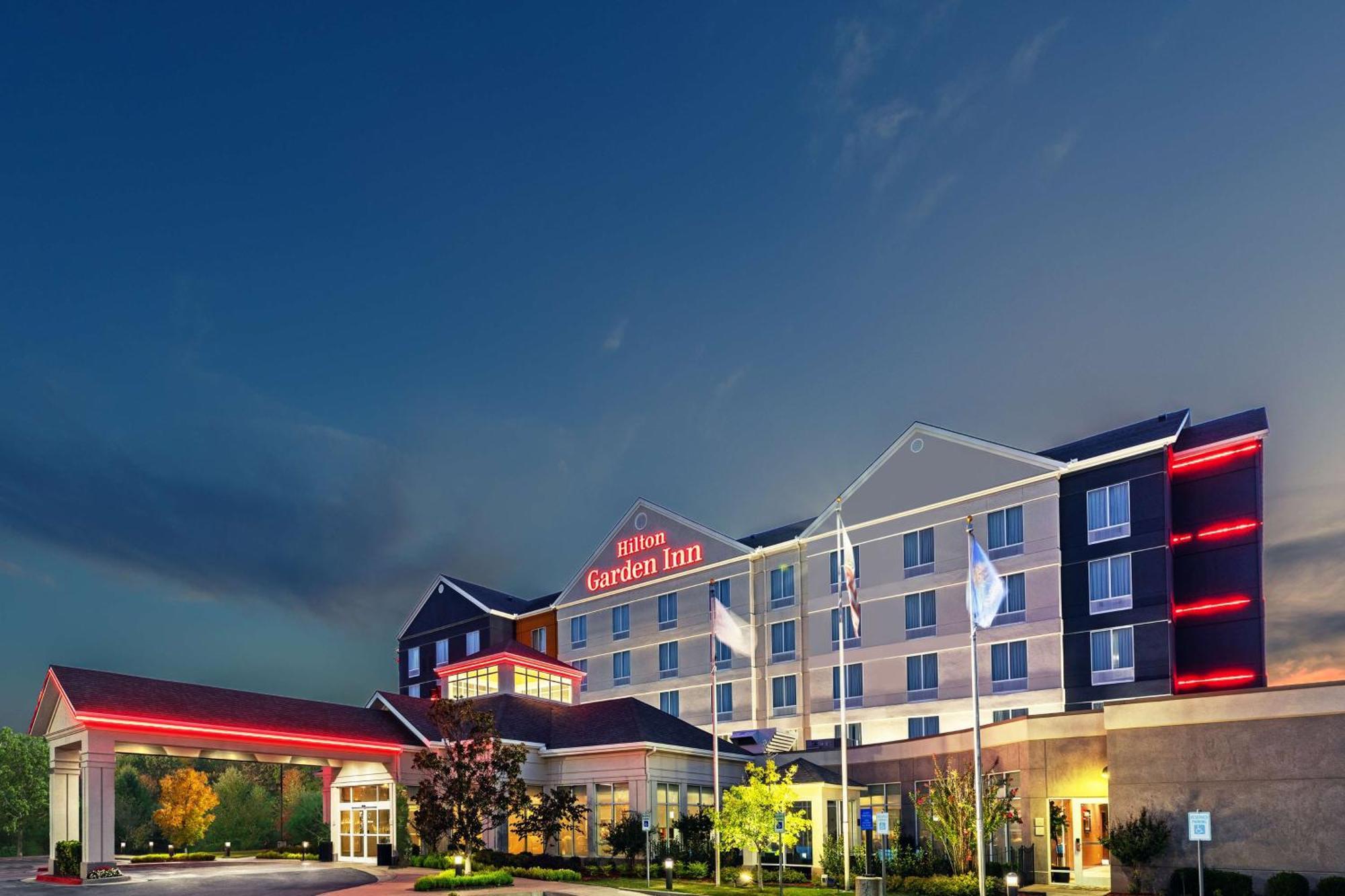 Hilton Garden Inn Midtown Талса Экстерьер фото