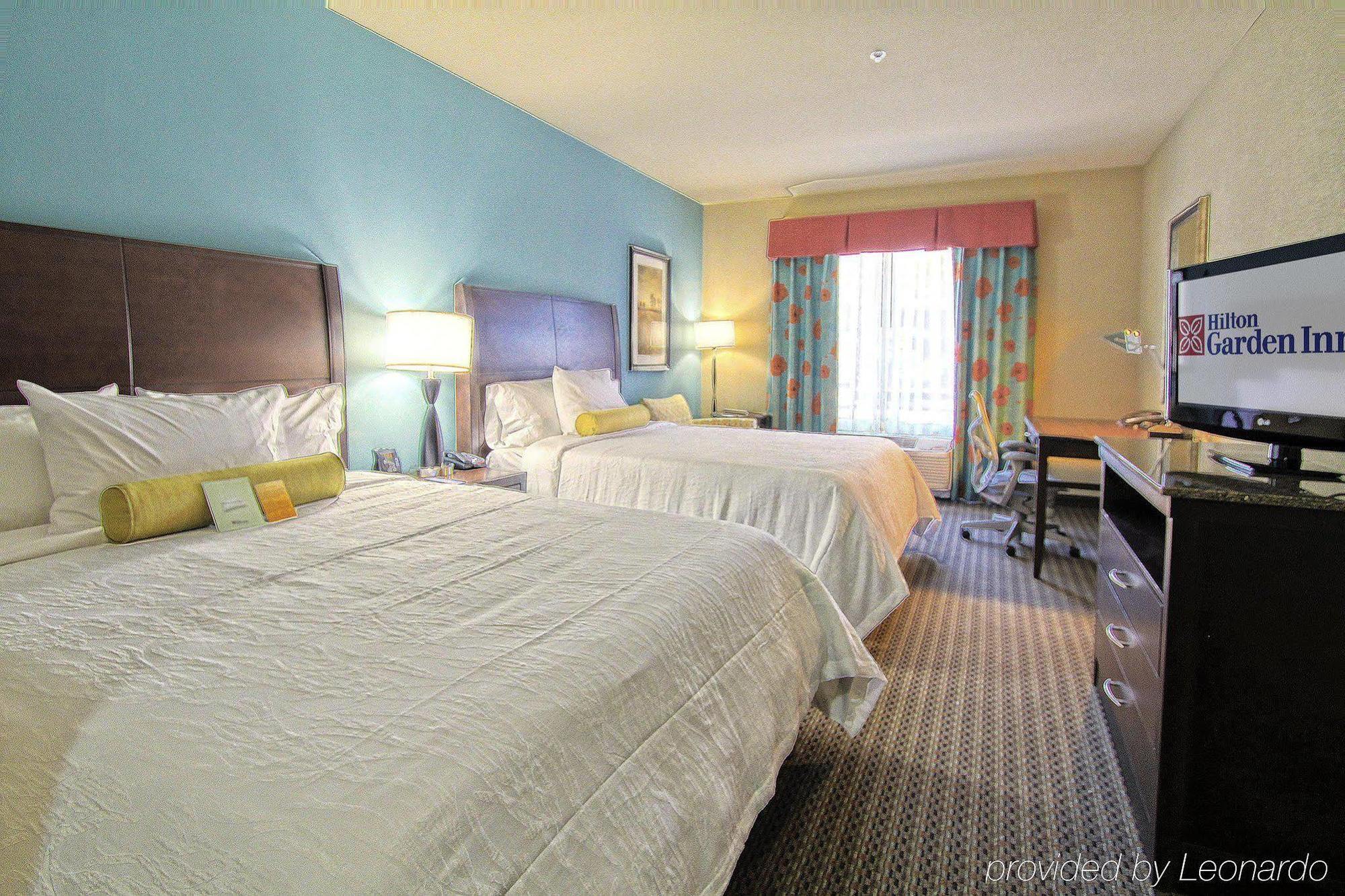 Hilton Garden Inn Midtown Талса Удобства фото