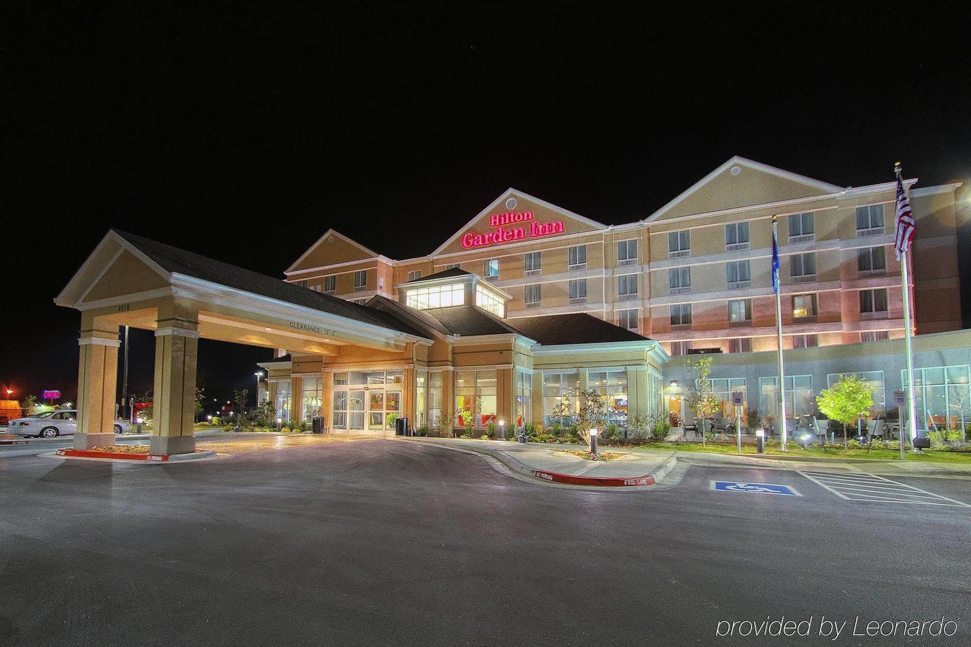 Hilton Garden Inn Midtown Талса Экстерьер фото