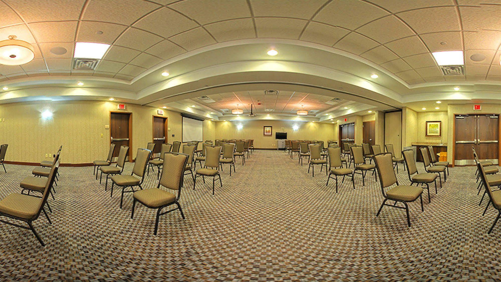 Hilton Garden Inn Midtown Талса Экстерьер фото